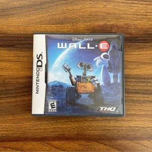 Nintendo DS Walle Game Disney Pixar Box And Manual